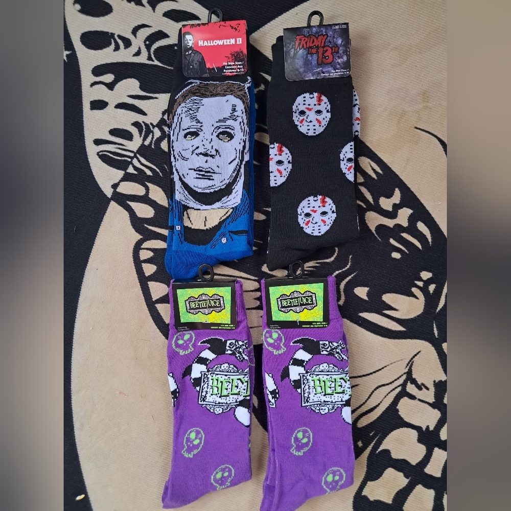 Horror-Themed Socks! Halloween Micheal Myers, Friday 13th Jason, & Bettlejuice!